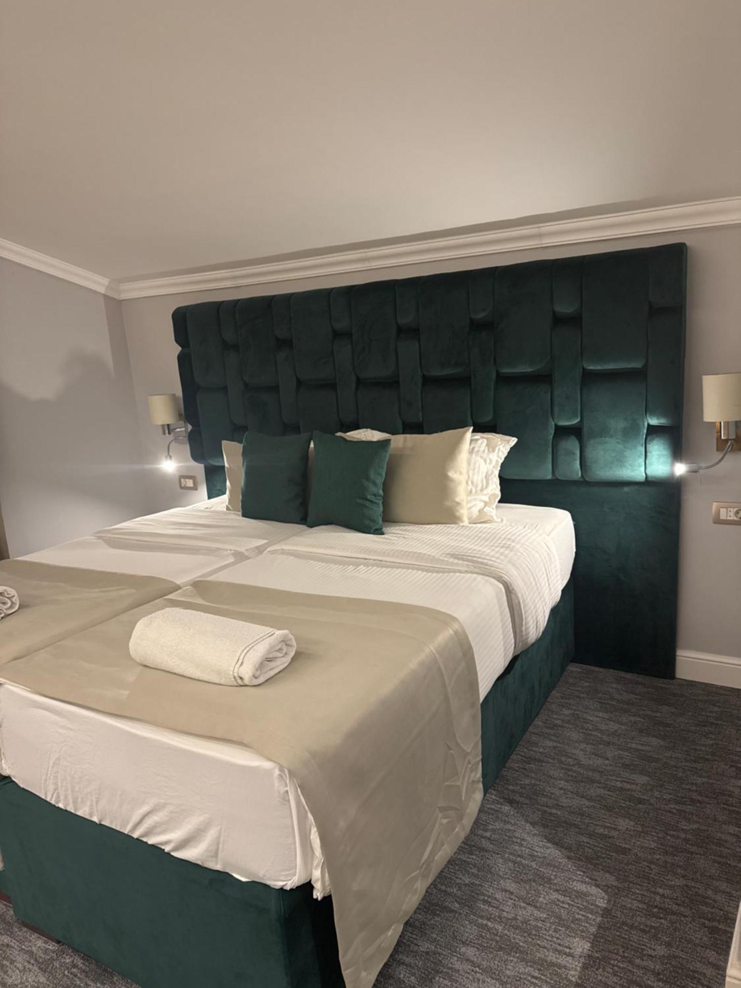 Hotel Garni Ideal Подгорица Екстериор снимка
