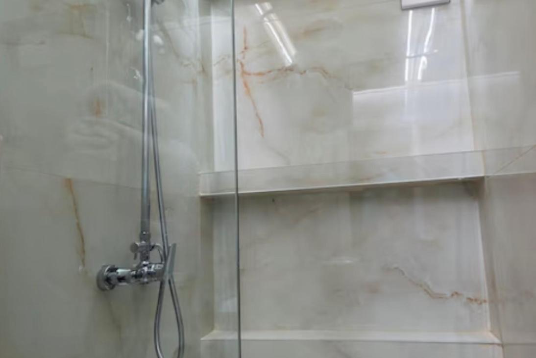 Hotel Garni Ideal Подгорица Екстериор снимка