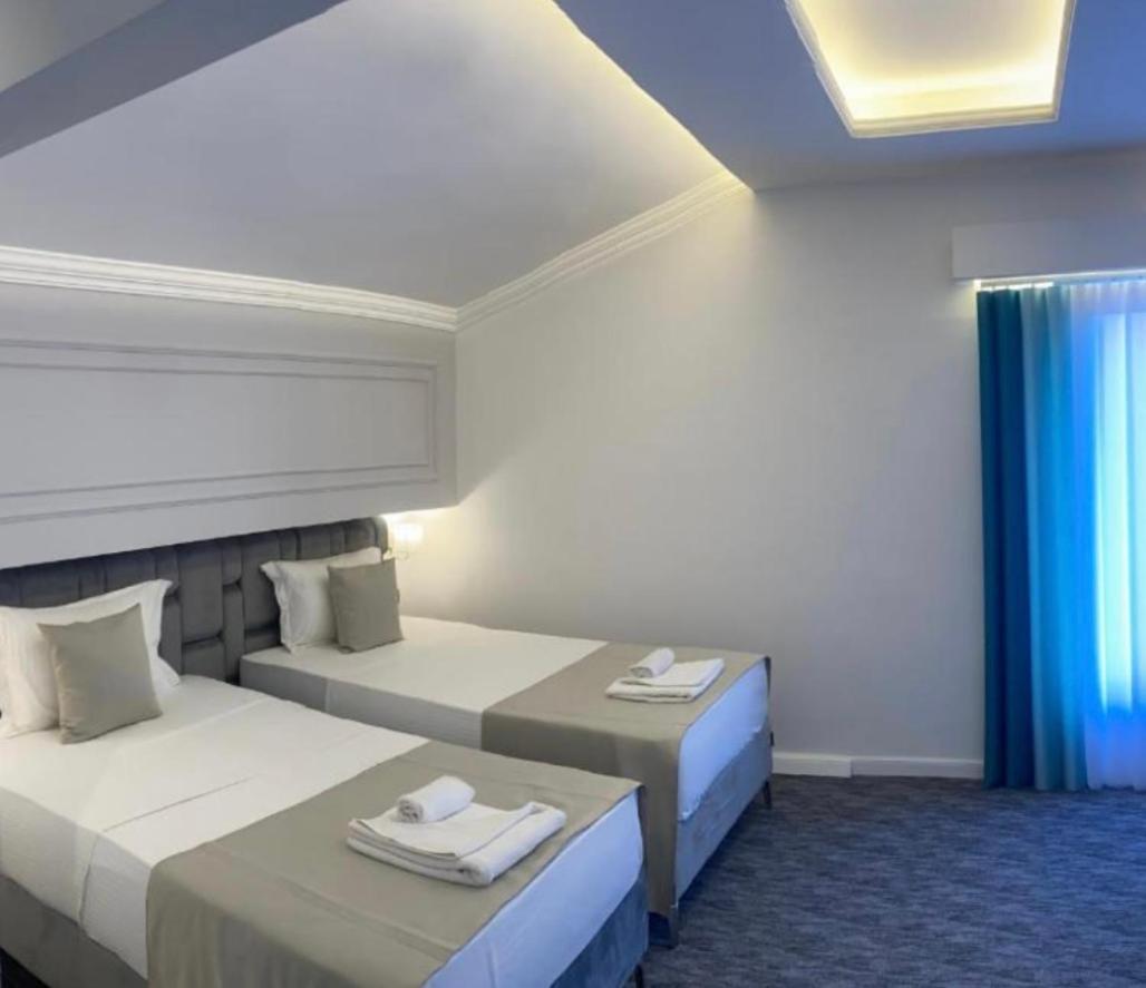 Hotel Garni Ideal Подгорица Екстериор снимка