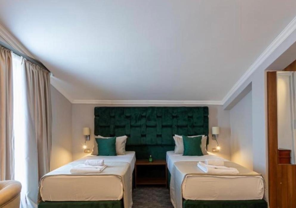 Hotel Garni Ideal Подгорица Екстериор снимка