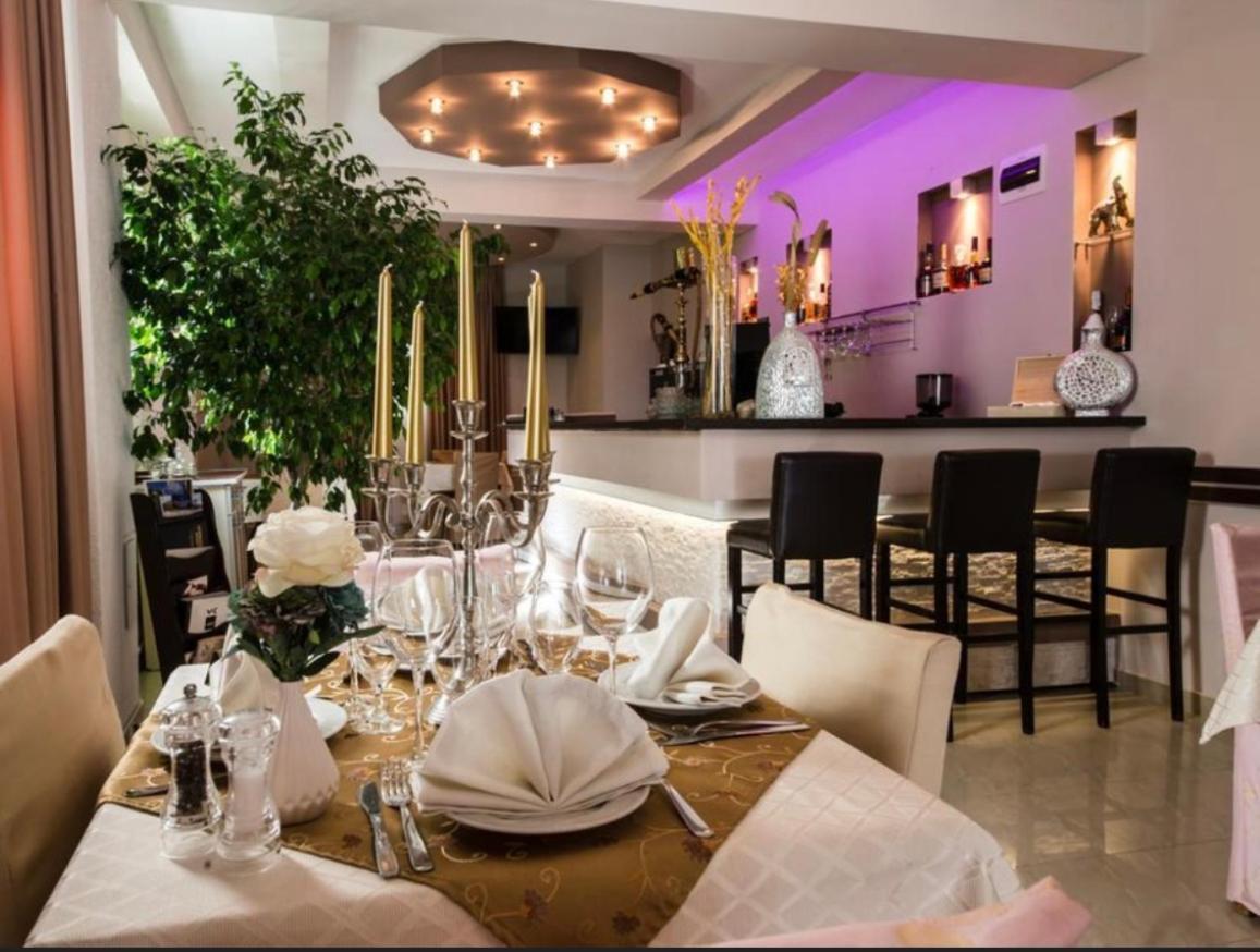 Hotel Garni Ideal Подгорица Екстериор снимка