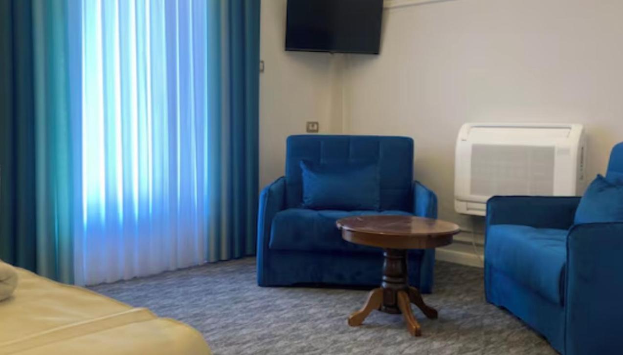 Hotel Garni Ideal Подгорица Екстериор снимка